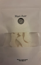 Load image into Gallery viewer, Festive Feels White Christmas Wax Melts