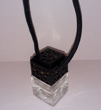 Load image into Gallery viewer, Festive Feels Car Diffuser-Iced Cranberry