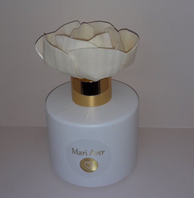 Festive Flower Diffuser- Winter Forest